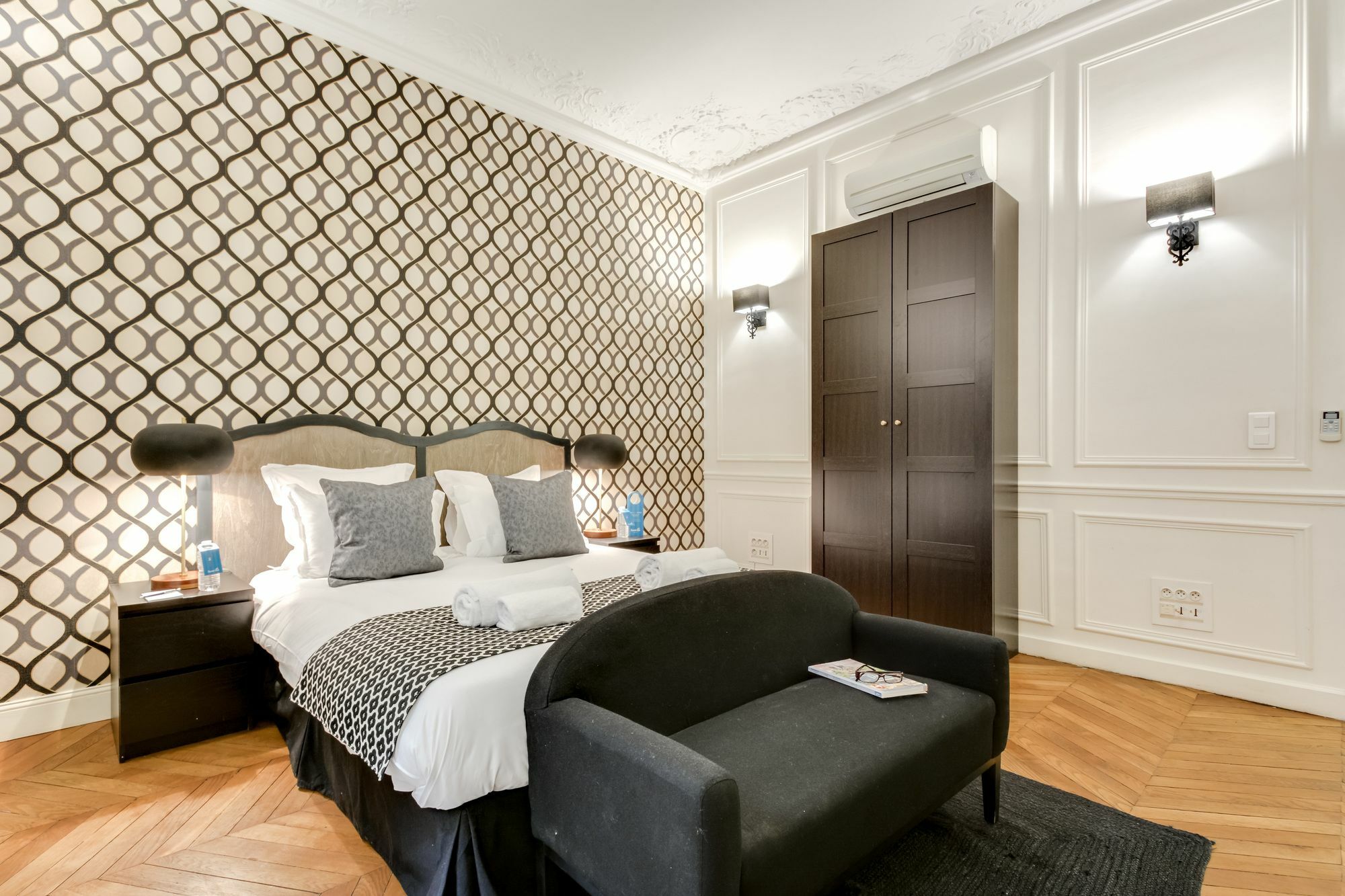 Sweet Champs Elysees Ii Inn Paris